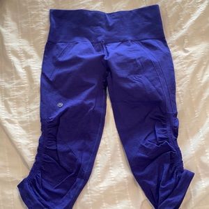 Lulu lemon cropped pants in purple